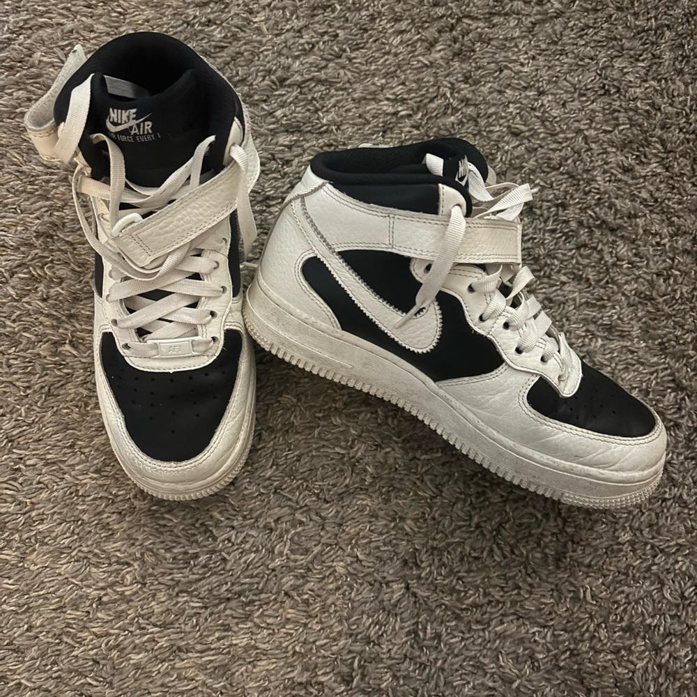 Women’s Nike Air Force 1 Black and White Sneakers